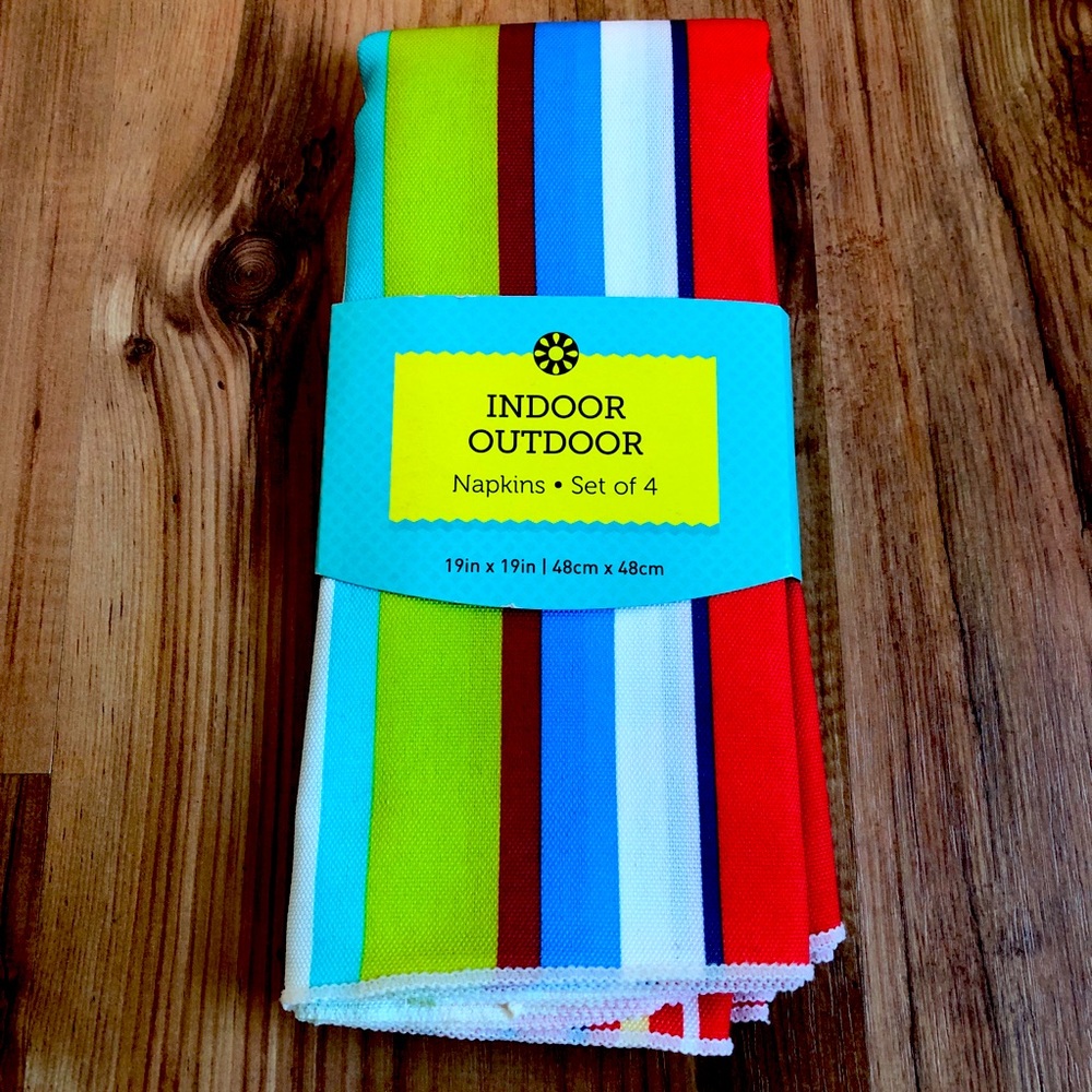 2/$40 NEW Napkins INDOOR OUTDOOR, Set of 4